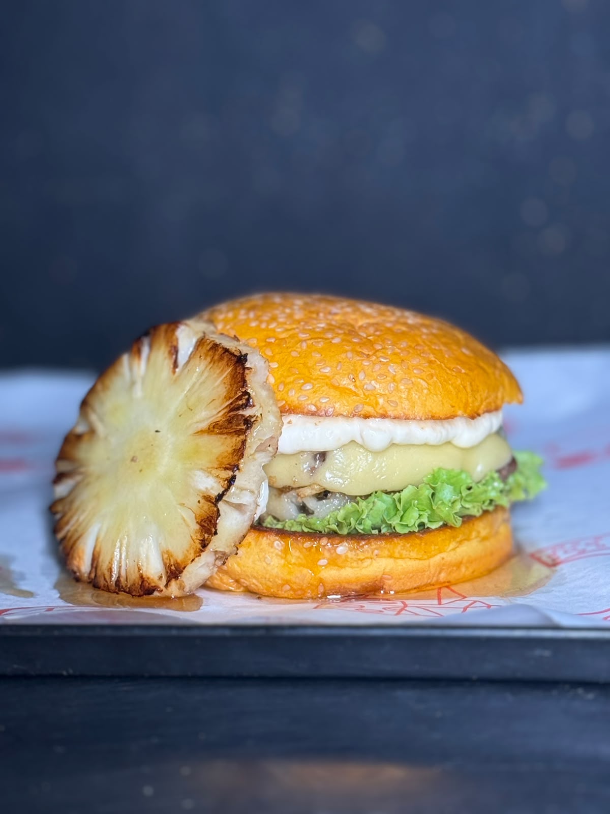 TROPICAL BURGUER